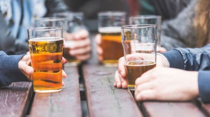 Beber alcohol podría aumentar fibrilación auricular