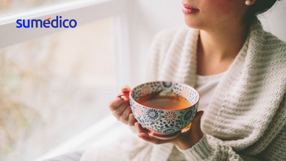 Beber té puede traer diferentes beneficios para la salud.