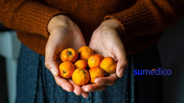 ¿Te cuesta quitarle la cáscara a los tejocotes del ponche? Conoce este truco para hacer más fácil