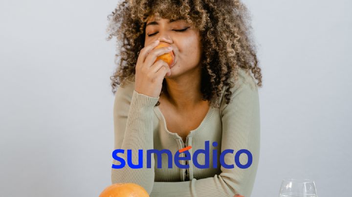 ¿La fruta se debe comer con cáscara o sin ella?