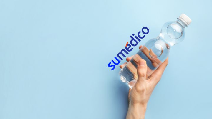 ¿Es seguro rellenar botellas de agua? Esto dicen expertos