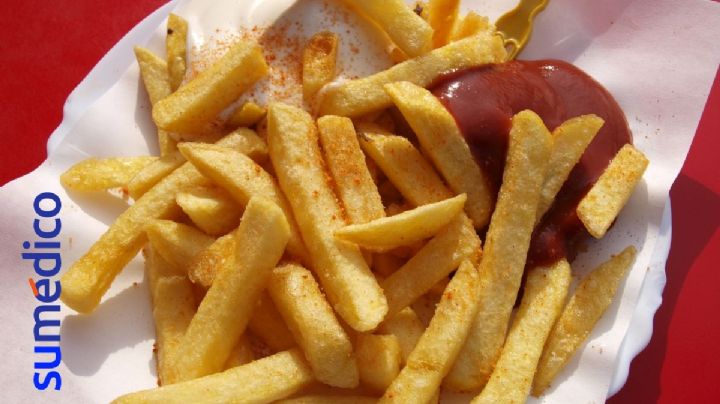 Comer papas fritas podría dañar tu salud mental, ¿lo sabías?