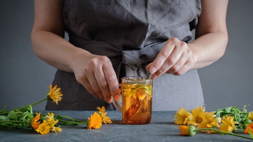 La flor de cempasúchil tiene propiedades medicinales.