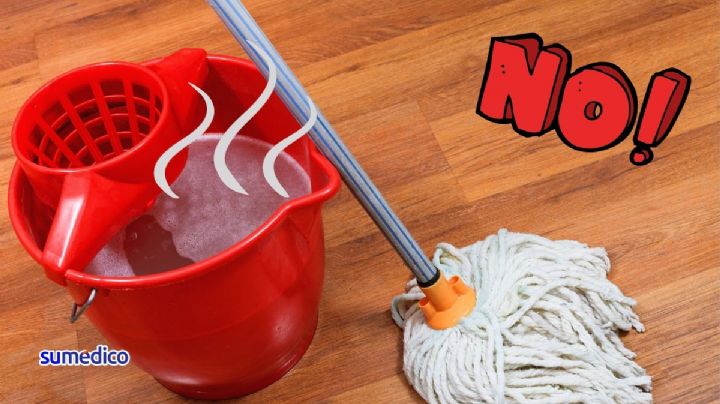 ¿Qué pasa si limpio el piso con agua caliente?
