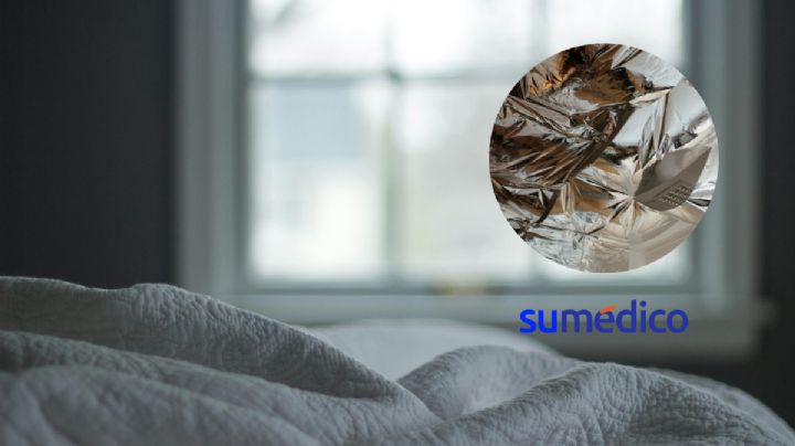 Beneficios de poner papel aluminio sobre la cama para dormir mejor