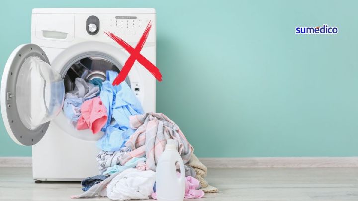 ¿Por qué no deberías llenar mucho tu lavadora?