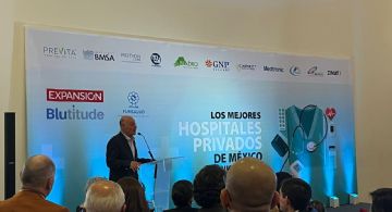 Funsalud lanza beca para diplomado en IA; "La innovación no sustituye a las personas, las potencia"
