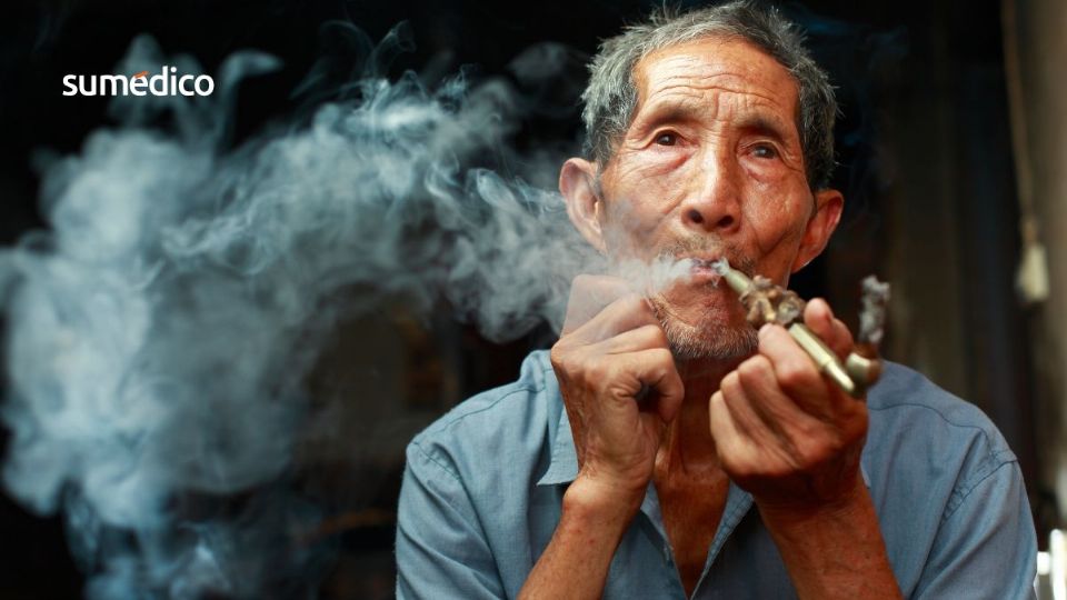 A pesar de múltiples impuestos, los cigarrillos continúan siendo una adicción en los mexicanos