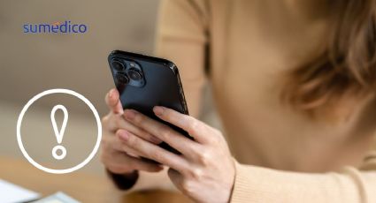 ¿Qué tan malo es revisar el celular de tu pareja, según la psicología?