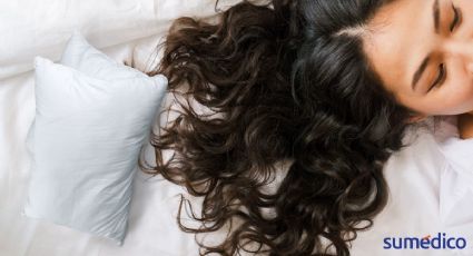 ¿En qué consiste el truco de la almohada que te ayuda a disfrutar más en la intimidad?