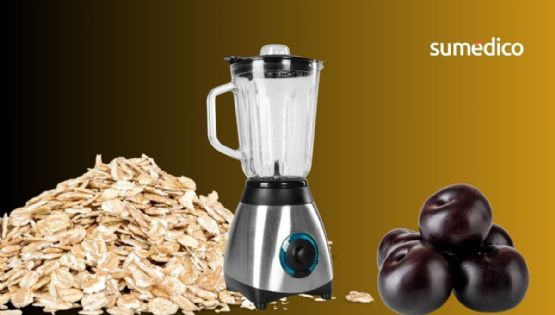 ¿Por qué deberías tomar diario licuado de avena con ciruela pasa?