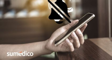 El significado de llevar en silencio el celular, según la psicología