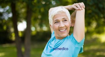 ¿Qué ejercicios deben practicar las personas mayores de 60 años para cuidar sus articulaciones?