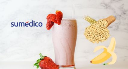Qué le pasa a tu salud si tomas todos los días un licuado de fresa con plátano y avena