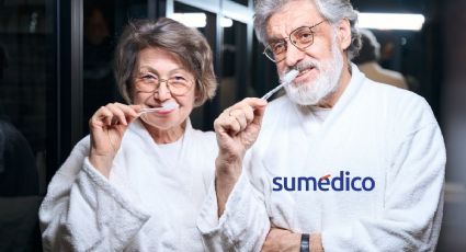 ¿Por qué es importante lavarse los dientes antes de dormir?
