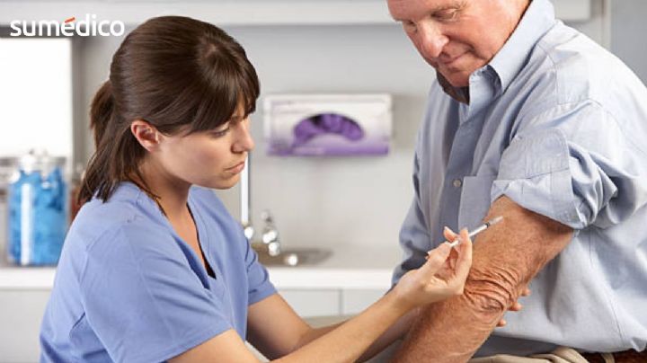 Falta de medición individual limita conocer la cobertura real de vacunación en adultos mayores