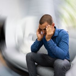 5 síntomas que podrían indicar un tumor cerebral, según especialistas del INCan