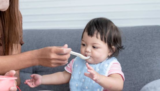 Consejos para introducir comida al bebé