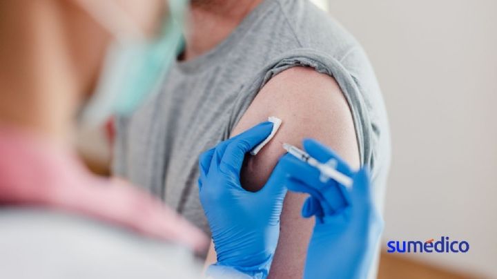 ¿Las vacunas contra covid e influenza se pueden poner juntas? ¿Hay riesgos?