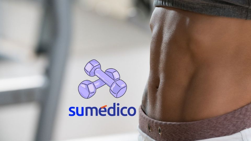 Estos ejercicios te permitirán trabajar tu abdomen con el uso de mancuernas.