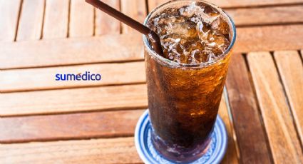 ¿Cómo afecta a la salud el beber refrescos dietéticos?