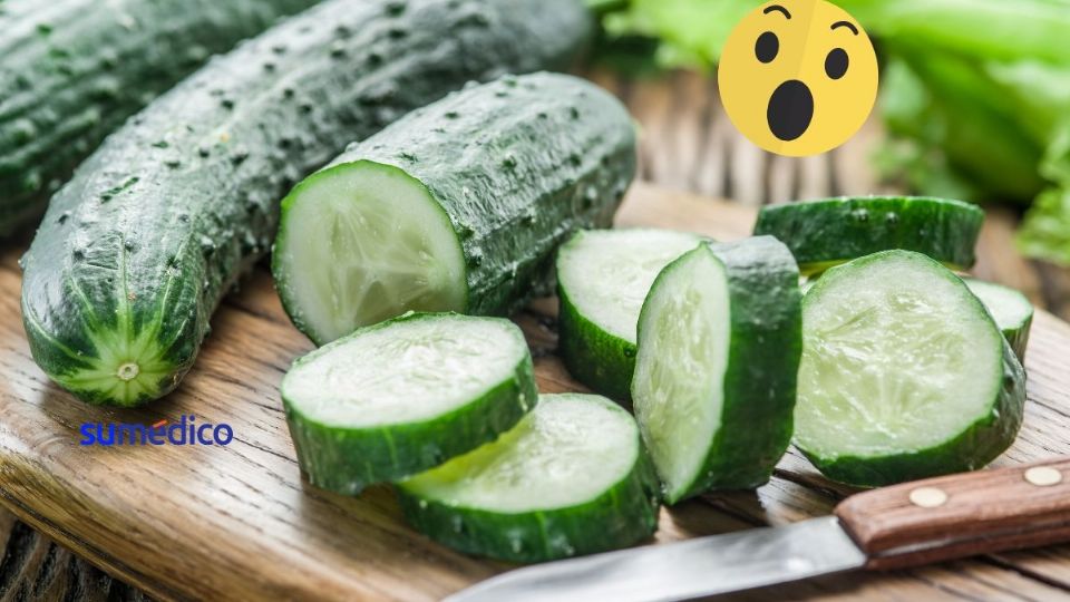 El pepino puede tener un ligero sabor amargo algunas veces, pero puedes quitarlo fácilmente.