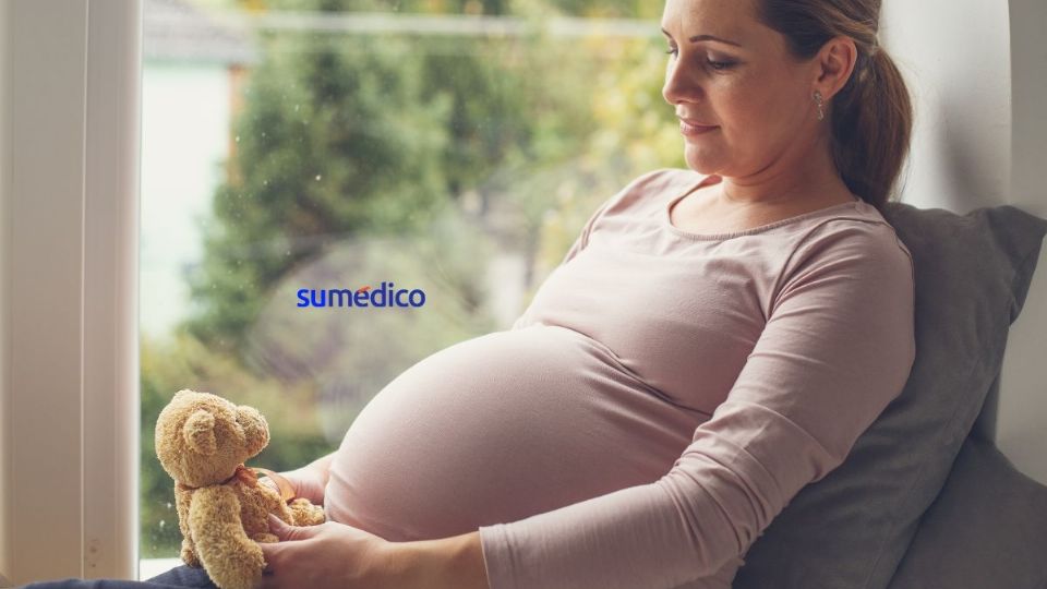 La maternidad tardía tienen sus pros y sus contras. Conócelos.