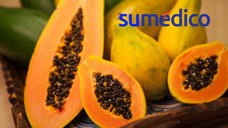 Las semillas de la papaya tienen distintos beneficios para la salud.