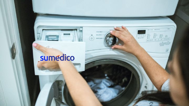 ¿La goma de tu lavadora huele mal y tiene moho? Así puedes quitarlo