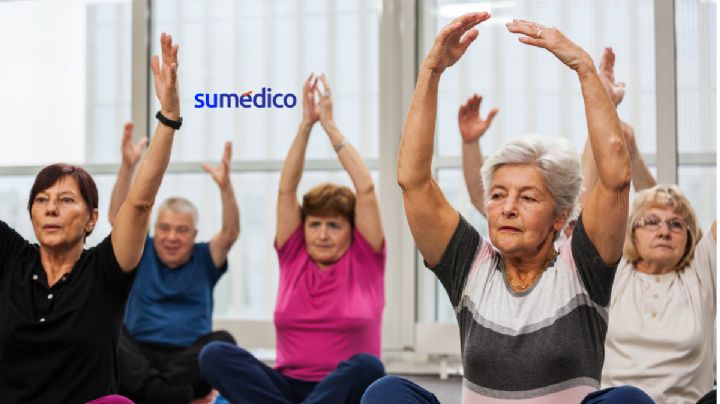 Hábitos que debes evitar para no dañar tu salud después de los 60 años