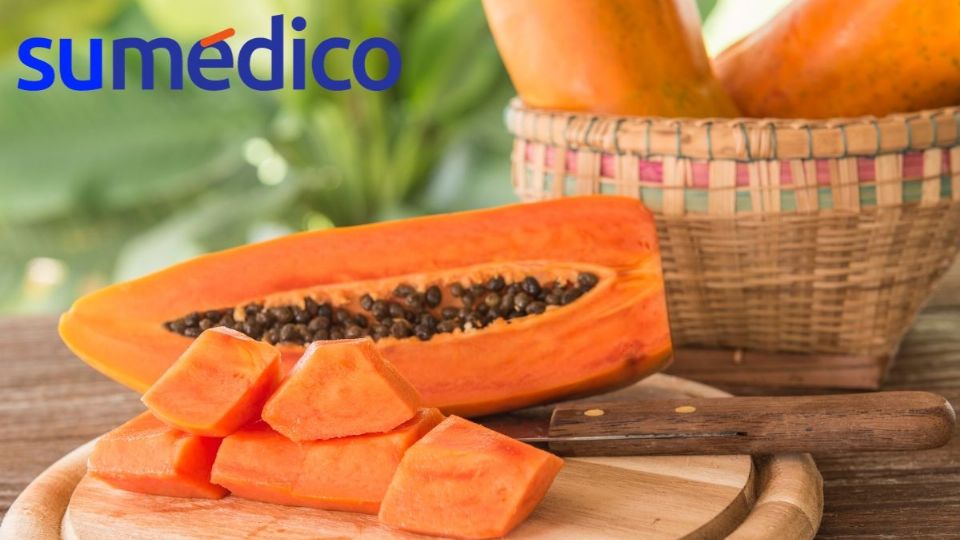 Comer papaya puede tener diferentes beneficios para la salud.