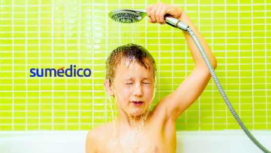 Expertos de Harvard advierten sobre los riesgos de bañarse diario