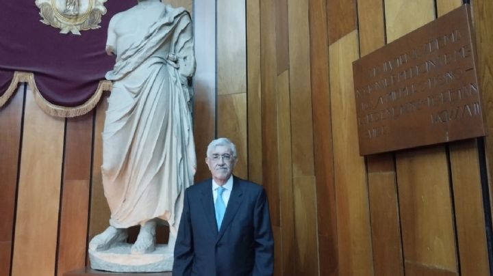 "En la medicina es necesario trabajar para el futuro": Onofre Muñoz Hernández