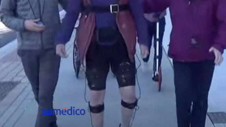 ¿Cómo es el dispositivo robótico que permite a las personas con Parkinson caminar sin dificultades?