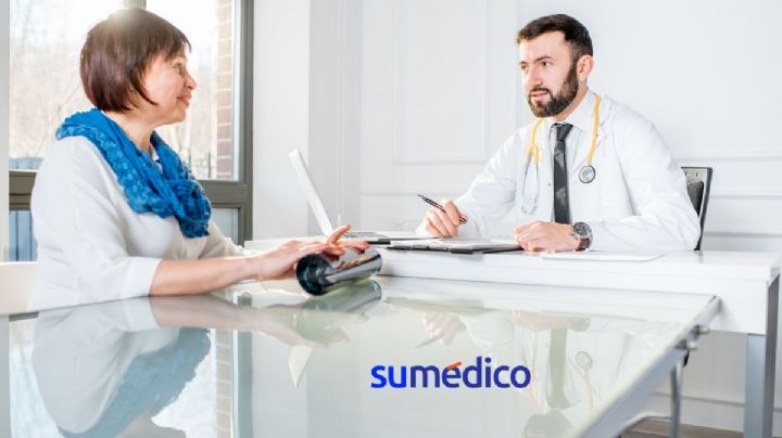 ¿Qué exámenes médicos se deben realizar a las personas mayores de 60 años?