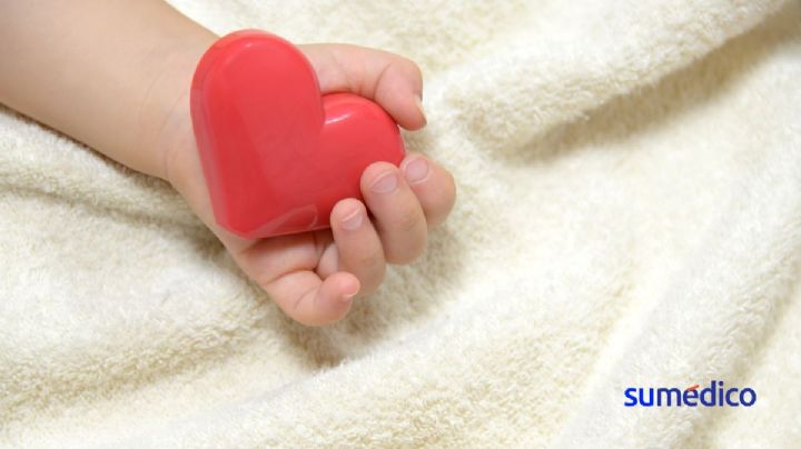 El pequeño Owen recibió el primer trasplante parcial de corazón; esta es su historia
