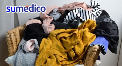 ¿Qué significa la acumulación de ropa en la silla?