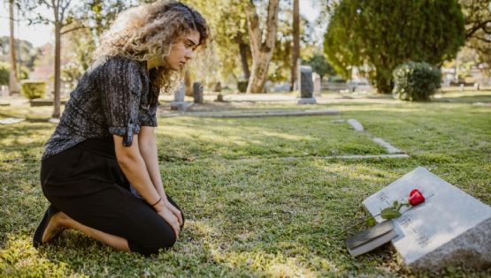 Día de Muertos: ¿Cuándo acudir con un tanatólogo?