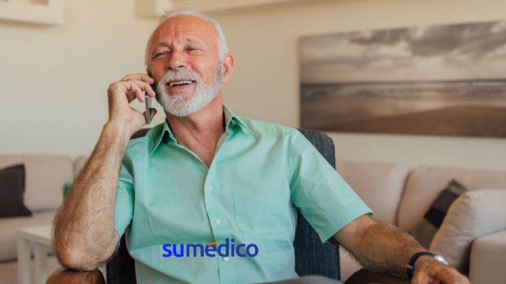 ¿Por qué deberías llamarles por teléfono a tus adultos mayores?