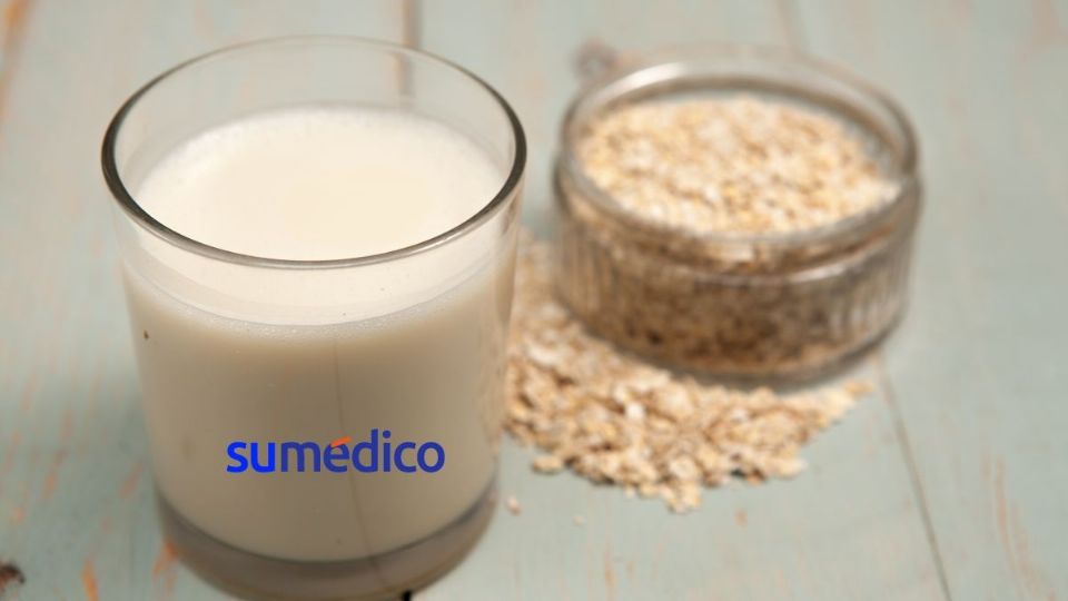 El agua de avena aporta diferentes beneficios para la salud