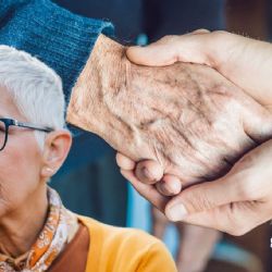 Día de los abuelos: ¿Cómo evolucionó el consumidor de la tercera edad?