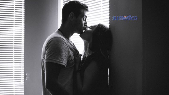 ¿Qué significa cerrar los ojos mientras besas a tu pareja? Esto dice la psicología