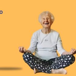 Charlotte Chopin, la mujer que enseña yoga a los 102 años