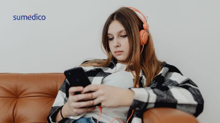 ¿Cómo los adolescentes lidian con las redes sociales? Esto dice la psicología