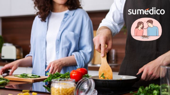 La forma de comer en pareja que revela su nivel de intimidad, según la psicología