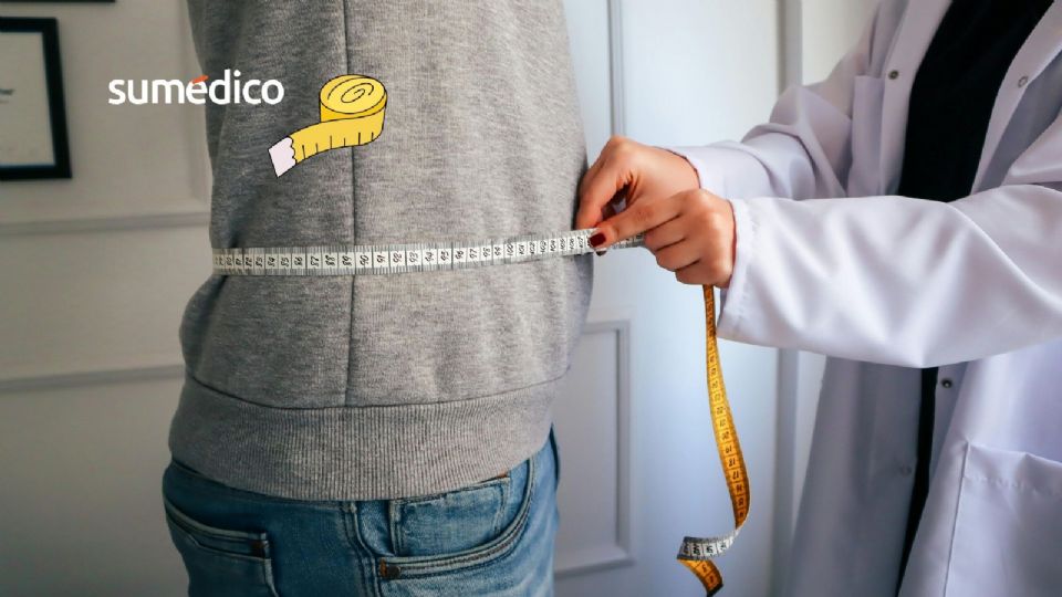 La circunferencia de cintura debe medirse de manera regular.