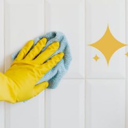 Ni vinagre ni alcohol: La mezcla casera que SÍ elimina la suciedad de azulejos