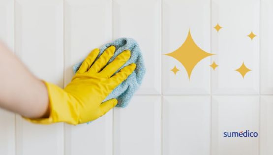 Ni vinagre ni alcohol: La mezcla casera que SÍ elimina la suciedad de azulejos