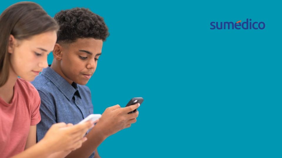 Casi la mitad de los adolescentes tiene conexión a internet