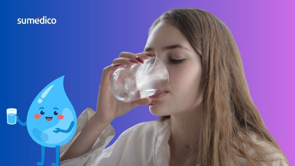 El agua es fundamental para la salud ¿sabes a qué hora tomarla?